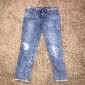 Forever 21 Distressed jeans .